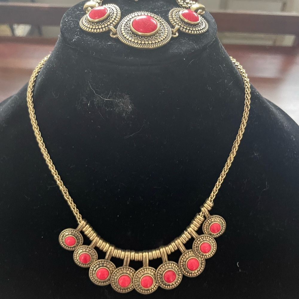 Lucky Brand Necklace with‎ semi precious Accents NWT